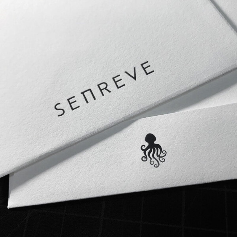 Custom envelope with foil stamped logo